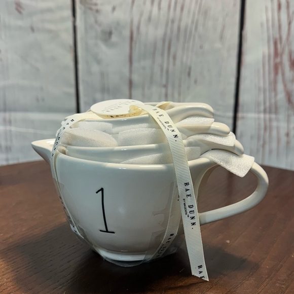 RAE DUNN measuring cups set of 4 New with Tags no box - Picture 3 of 12